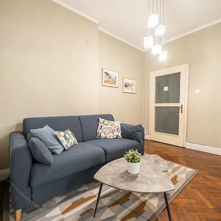 3 Bdr - Center Artistic - 115 M2 Sófia