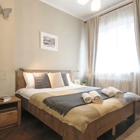 3 Bdr - Center Artistic - 115 M2 Appartement Sofia