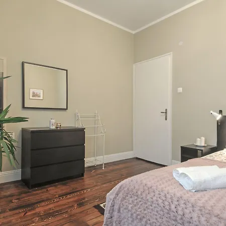 3 Bdr - Center Artistic - 115 M2 Apartamento *