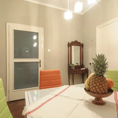 3 Bdr - Center Artistic - 115 M2 * Sófia