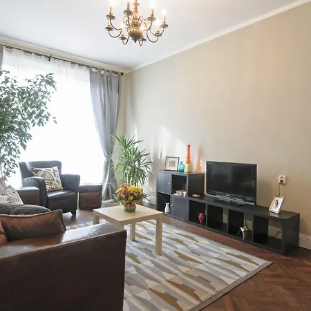 3 Bdr - Center Artistic - 115 M2 Sofía