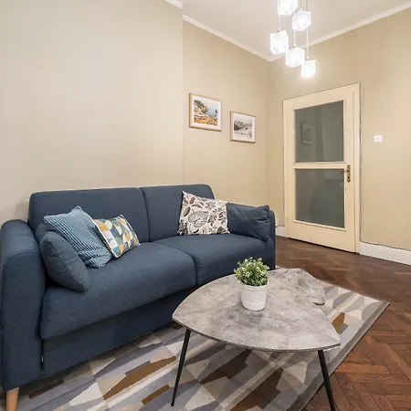 3 Bdr - Center Artistic - 115 M2 * סופיה