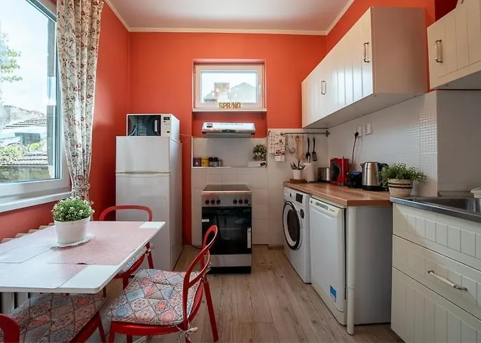 3 Bdr - Center Artistic - 115 M2 * ソフィア