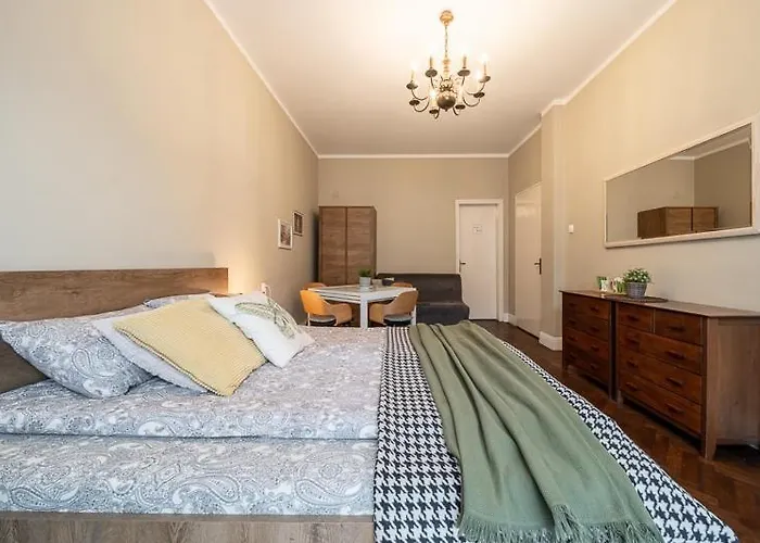 アパート 3 Bdr - Center Artistic - 115 M2 *