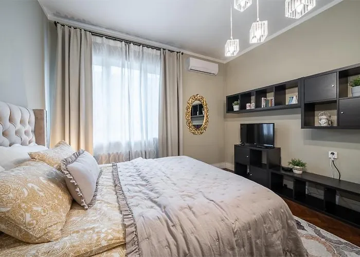 3 Bdr - Center Artistic - 115 M2 * ソフィア