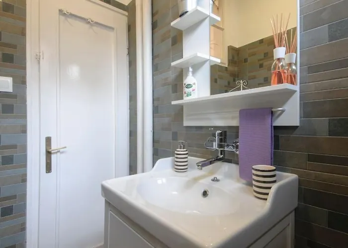 3 Bdr - Center Artistic - 115 M2