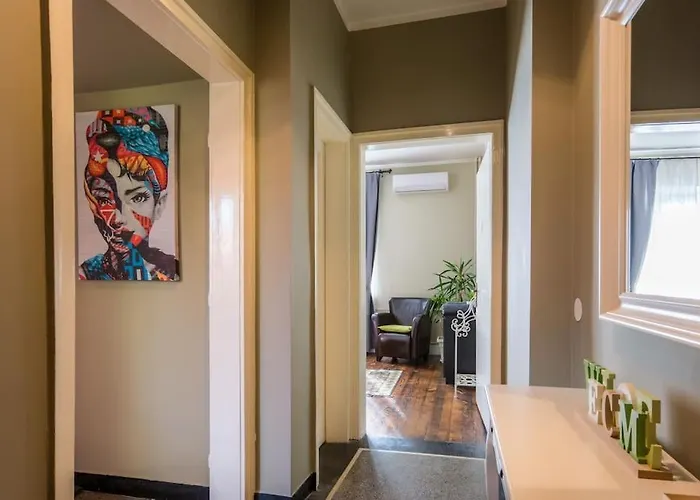 3 Bdr - Center Artistic - 115 M2 *