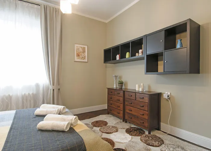 3 Bdr - Center Artistic - 115 M2 * ソフィア