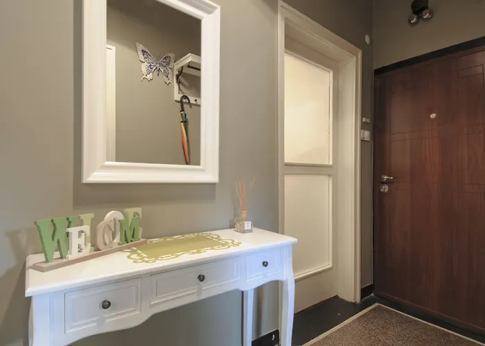 3 Bdr - Center Artistic - 115 M2 アパート *