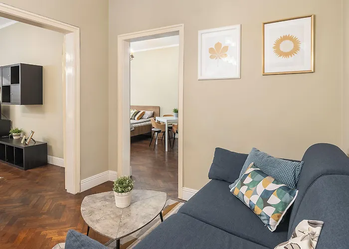 3 Bdr - Center Artistic - 115 M2