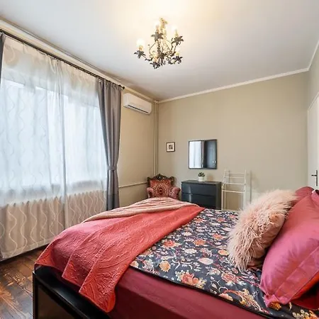 Apartment 3 Bdr - Center Artistic - 115 M2
