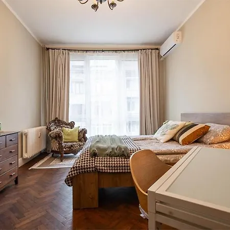 3 Bdr - Center Artistic - 115 M2 Lejlighed